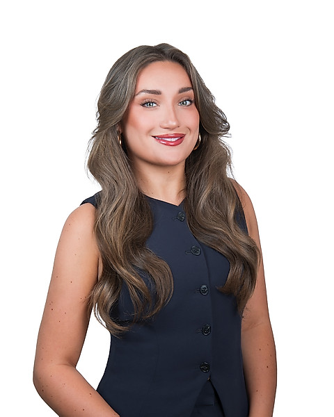 Bella Mylett, REALTOR®